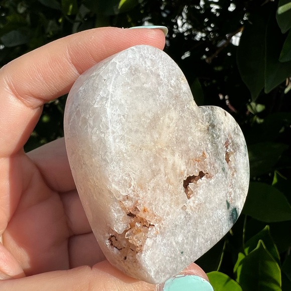 Pink Amethyst Heart with Druzy Pockets and Green Jasper - Picture 4 of 7